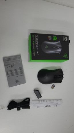 Razer DeathAdder V2 Pro RZ01-03350100-R3G1 20000 DPI 8 Tuş RGB Optik Siyah Kablosuz Gaming (Oyuncu) Mouse (OUTLET)