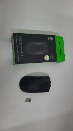 Razer Viper V3 Hyperspeed RZ01-04910100-R3M1 6 Tuş 30000 DPI Optik Gaming (Oyuncu) Mouse (OUTLET)