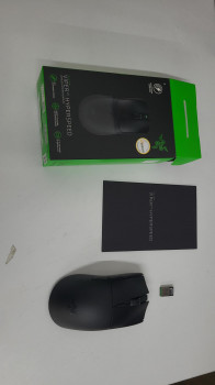 Razer Viper V3 Hyperspeed RZ01-04910100-R3M1 6 Tuş 30000 DPI Optik Gaming (Oyuncu) Mouse (OUTLET)