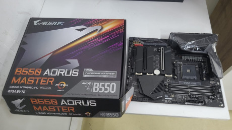 GIGABYTE B550 AORUS MASTER DDR4 5200(OC) H(OUTLET)